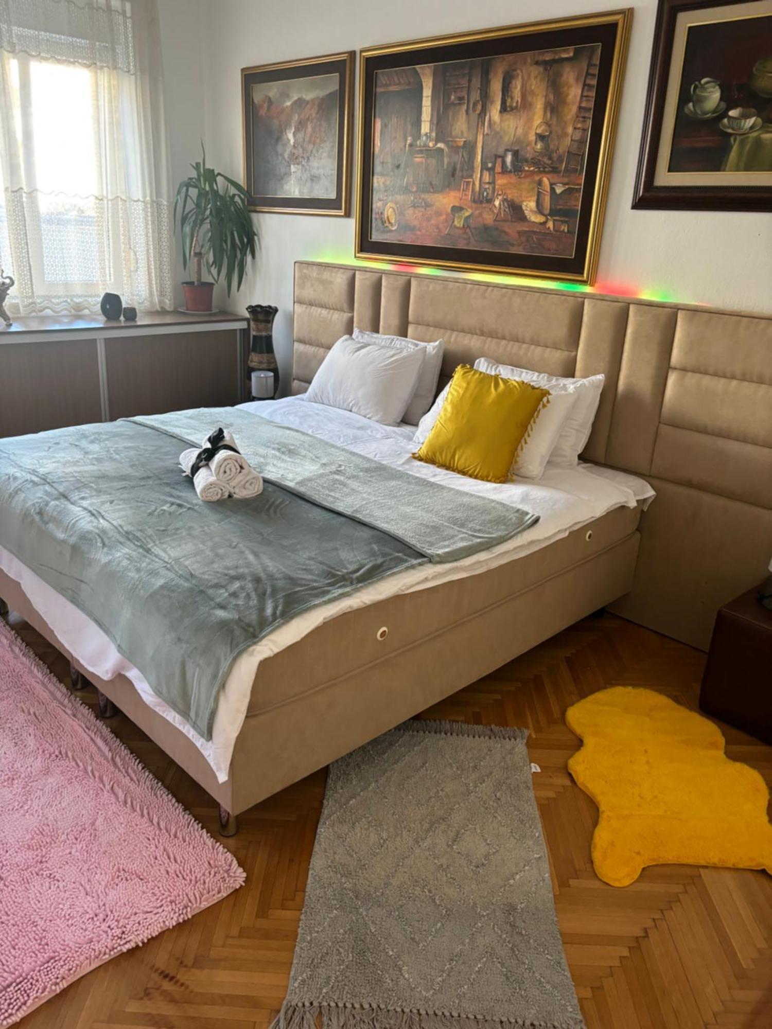 Appartamento Stylish King Downtown Podgorica Esterno foto